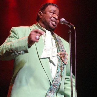 The Temptations in The Temptations Performing Live