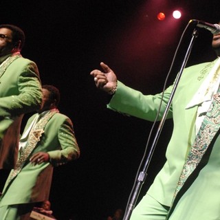 The Temptations in The Temptations Performing Live