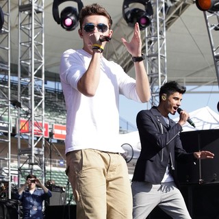Nathan Sykes, Siva Kaneswaran, The Wanted in 102.7 KIIS FM's Wango Tango 2012 - Show
