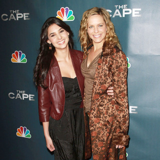 Camila Banus, Arianne Zucker in Premiere Party for "The Cape"