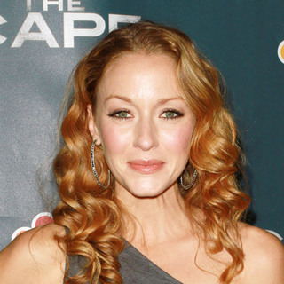Jennifer Ferrin in Premiere Party for "The Cape"