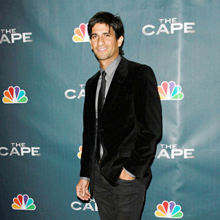 Raza Jaffrey in Premiere Party for "The Cape"
