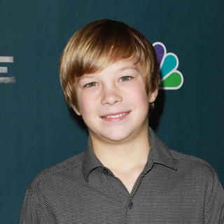 Ryan Wynott in Premiere Party for "The Cape"