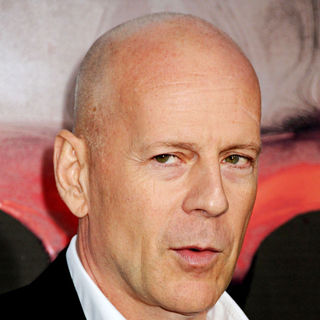 Bruce Willis in Los Angeles Premiere of 'The Expendables' - the_expendables_premiere_02_wenn5523086
