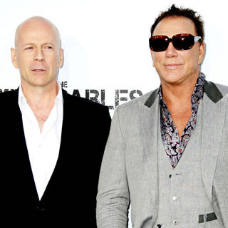 Bruce Willis, Mickey Rourke in Los Angeles Premiere of 'The Expendables'