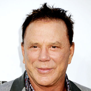Mickey Rourke in Los Angeles Premiere of 'The Expendables'
