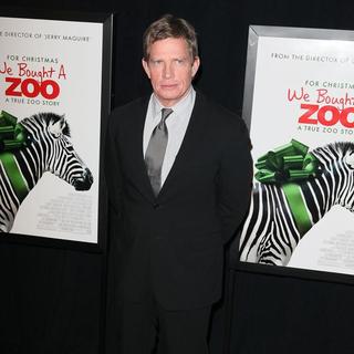 Thomas Haden Church in New York Premiere of We Bought a Zoo - Arrivals - thomas-haden-church-premiere-we-bought-a-zoo-03