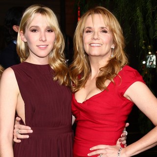 Madelyn Deutch, Lea Thompson in Beautiful Creatures Los Angeles Premiere