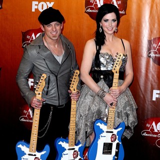 Thompson Square in 2011 American Country Awards - Press Room