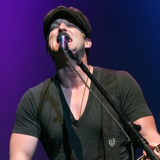 Keifer Thompson, Thompson Square in Starz and Guitars