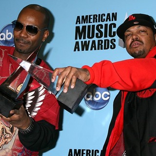 American Music Awards 2008 - Press Room