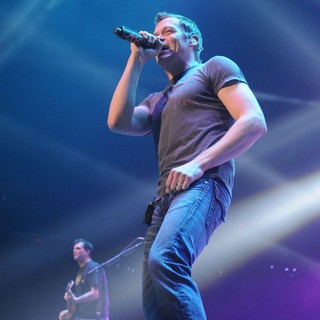 Chris Henderson, Brad Arnold, 3 Doors Down in 3 Doors Down Perform Live on Stage