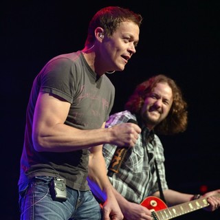 3 Doors Down Perform Live on Stage - three-doors-down-perform-live-on-stage-19