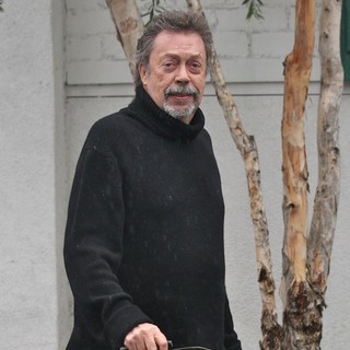 Tim Curry Out Shopping at Bristol Farm Foods