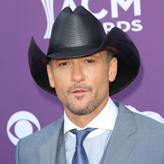 Tim McGraw in 48th Annual ACM Awards - Arrivals