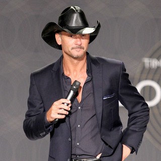 Tim McGraw in Tim McGraw and Faith Hill Hold A Town Hall Style Press Conference to Promote Their Soul2Soul Show