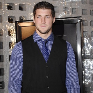 Tim Tebow in The Los Angeles Premiere of Act of Valor - Arrivals