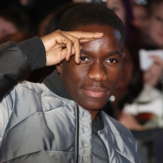 Tinchy Stryder in The Premiere of The Twilight Saga's Breaking Dawn Part II - Arrivals