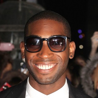 Tinie Tempah in The MOBO Awards 2011 - Arrivals