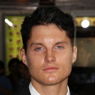 Toby Hemingway in The Premiere of In Time - Arrivals