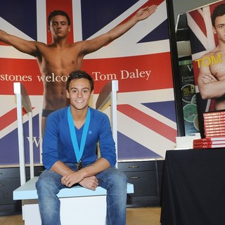 Tom Daley in Tom Daley Signs Copies of His Autobiography My Story