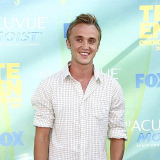Tom Felton in 2011 Teen Choice Awards