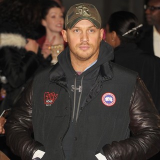 Tom Hardy in Jack Reacher UK Film Premiere - Arrivals - tom-hardy-uk-premiere-jack-reacher-02