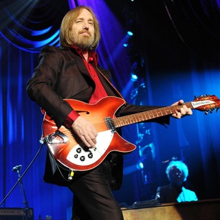Tom Petty, Tom Petty & the Heartbreakers in Tom Petty and the Heartbreakers Performing