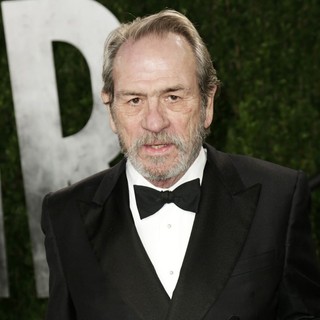 Tommy Lee Jones in 2013 Vanity Fair Oscar Party - Arrivals - tommy-lee-jones-2013-vanity-fair-oscar-party-01
