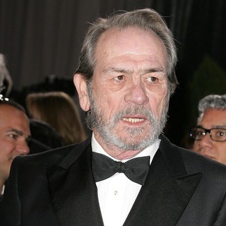 Tommy Lee Jones in The 85th Annual Oscars - Red Carpet Arrivals - tommy-lee-jones-85th-annual-oscars-01