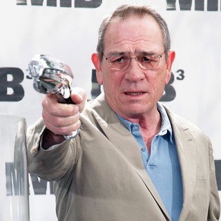 Tommy Lee Jones in Men in Black 3 Photocall