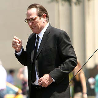 Tommy Lee Jones in Shooting on Location for Men in Black 3
