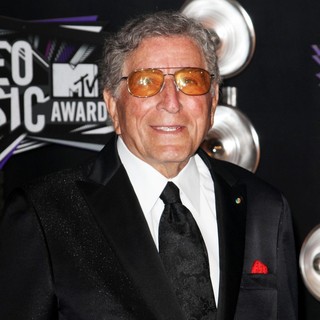 Tony Bennett in 2011 MTV Video Music Awards - Arrivals