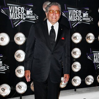Tony Bennett in 2011 MTV Video Music Awards - Arrivals