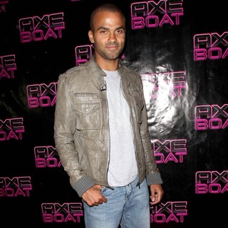 Tony Parker in Axe Boat Tour Party 2011