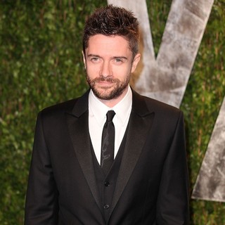 Topher Grace in 2012 Vanity Fair Oscar Party - Arrivals