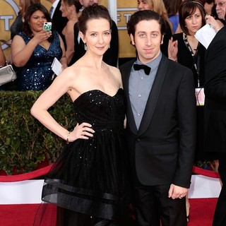 Jocelyn Towne, Simon Helberg in 19th Annual Screen Actors Guild Awards - Arrivals