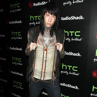 Trace Cyrus in Radioshack's HTC EVO 3D Launch Party