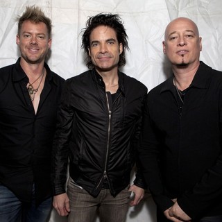Train in Train Perform Live at Chelsea Piers Sponsored by Lipton Ice Tea and Pandora Internet Radio