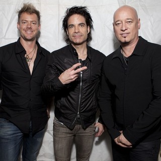 Train in Train Perform Live at Chelsea Piers Sponsored by Lipton Ice Tea and Pandora Internet Radio