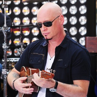 Jimmy Stafford, Train in Train Performing Live During The Today Show Summer Concert Series