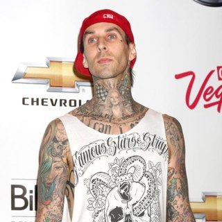 Travis Barker in The 2011 Billboard Music Awards - Press Room