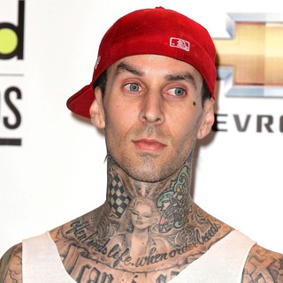 Travis Barker, Blink-182 in The 2011 Billboard Music Awards - Press Room
