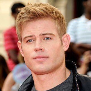 Trevor Donovan in 22nd Annual MuchMusic Video Awards - Arrivals