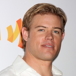 Trevor Donovan in The 23rd Annual GLAAD Media Awards - trevor-donovan-23rd-annual-glaad-media-awards-01