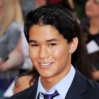UK Gala Premiere of 'The Twilight Saga's Eclipse' - twilight_eclipse_2_wenn2911242