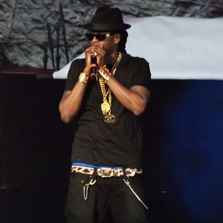 2 Chainz in 2 Chainz Performs on The Club Paradise Tour