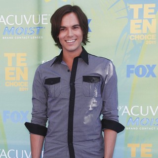 Tyler Blackburn in 2011 Teen Choice Awards