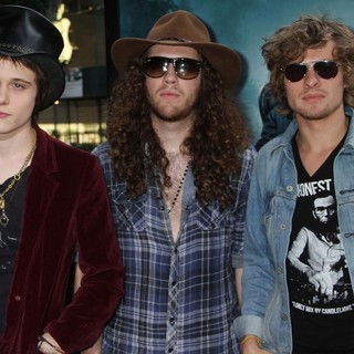 Tyler Bryant & the Shakedown in The Premiere of Abraham Lincoln: Vampire Hunter