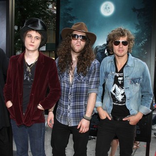 Tyler Bryant & the Shakedown in The Premiere of Abraham Lincoln: Vampire Hunter